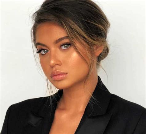 sofia instagram model|Sofia Jamora Height, Weight, Age, Body Statistics